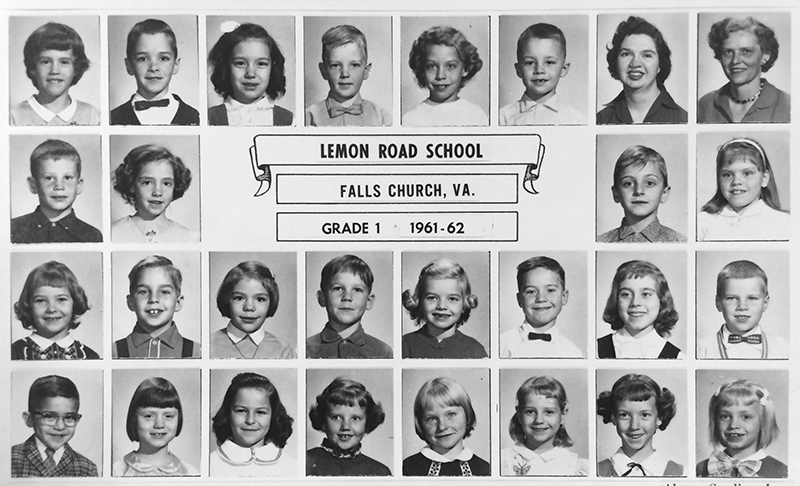 Lemon Road Elementary School class photo from the 1961 to 1962 school year. The portraits are of children in 1st grade. 26 children are pictured, as well as their teacher and principal. 
